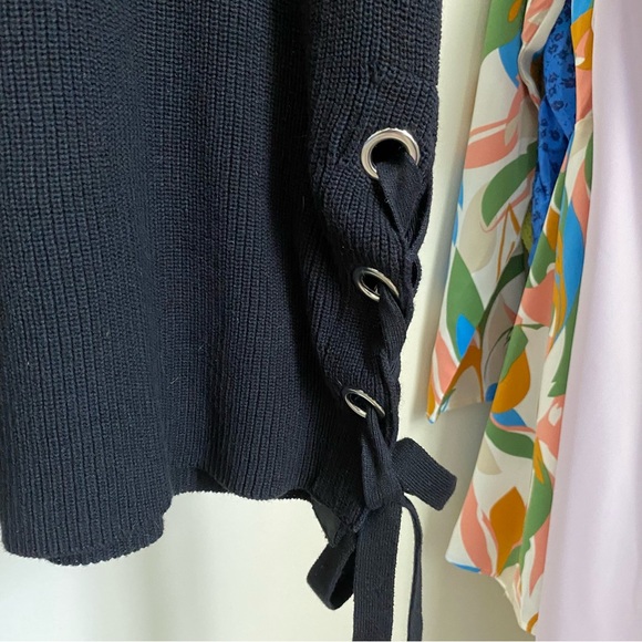 1.‎ State Knit Tank - Picture 3 of 7